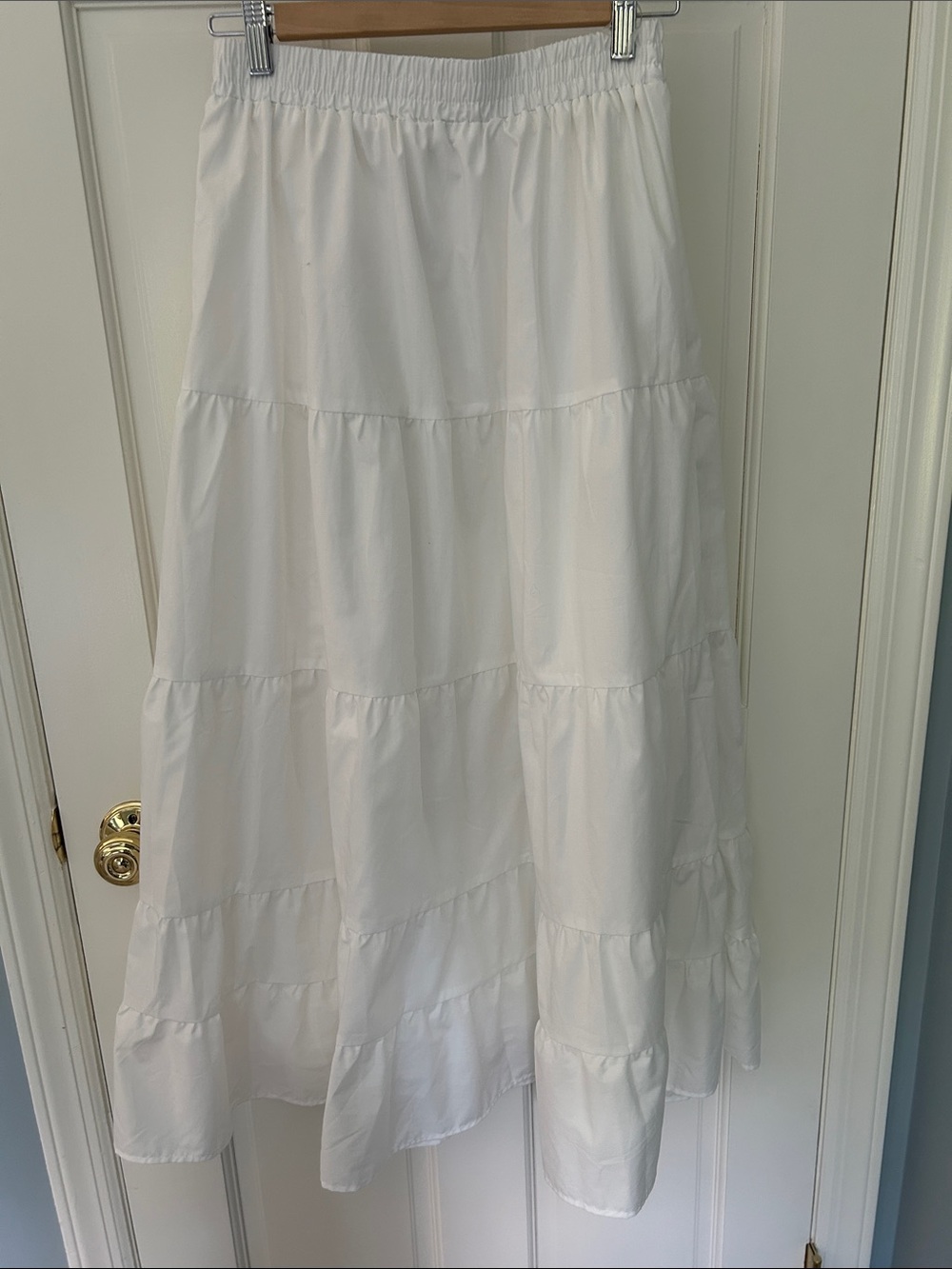 Princess Polly White Tiered Maxi Skirt, like new, sz 6